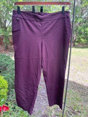 Avenue Straight Leg Pants in Deep Plum